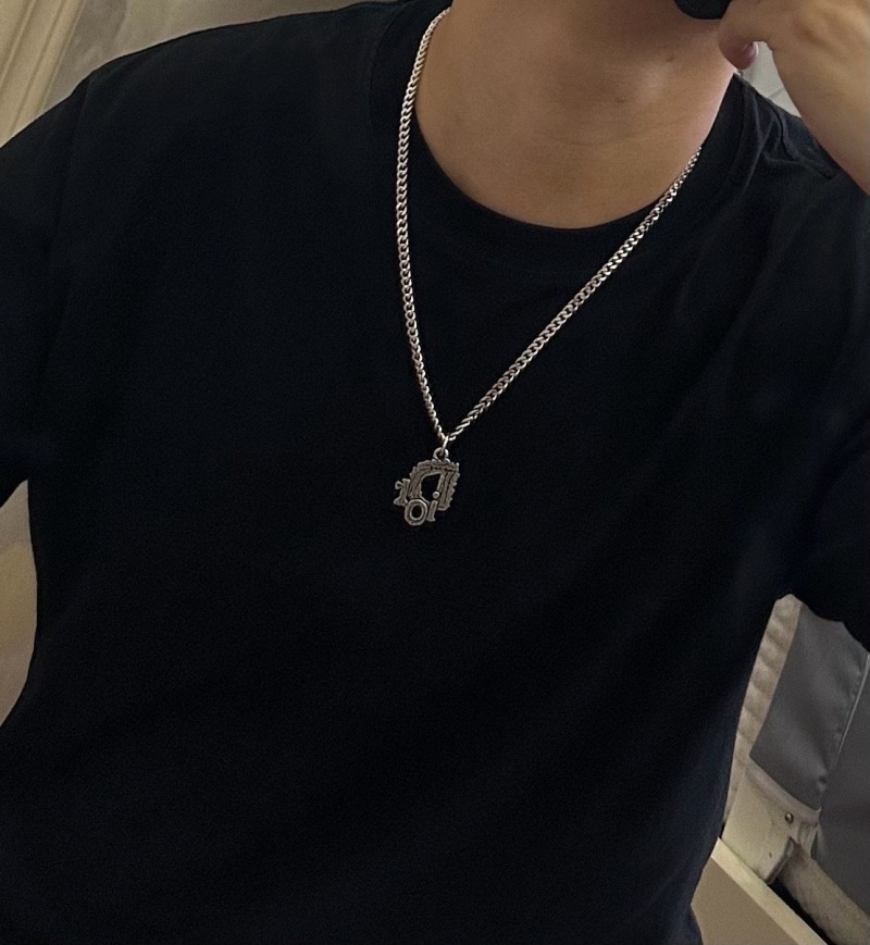 chr1st1an D10r necklaces